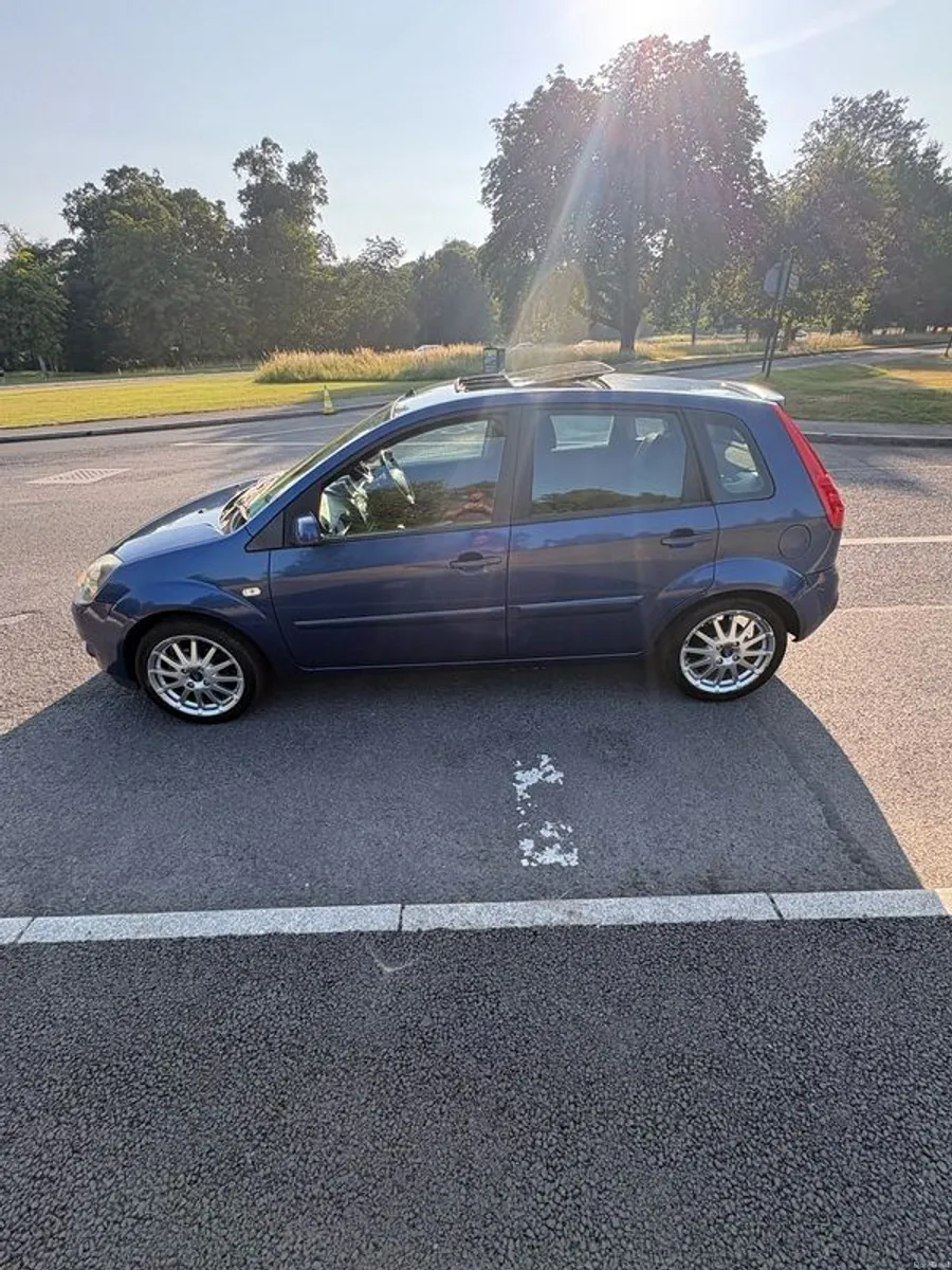 2007 Ford Fiesta - Image 4
