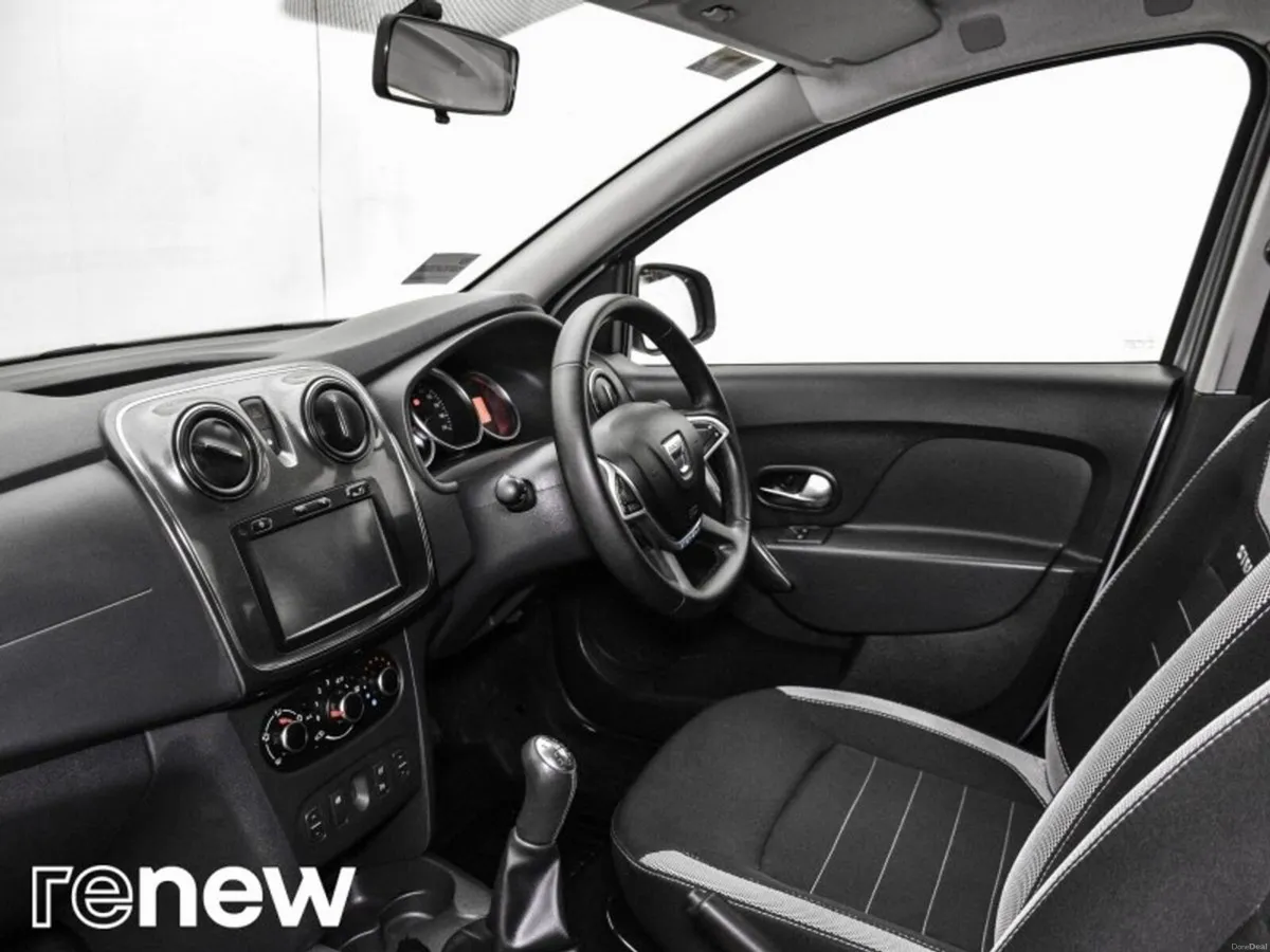 Dacia Sandero Stepway Blue dCi 95 STEPWAY Alternat - Image 5