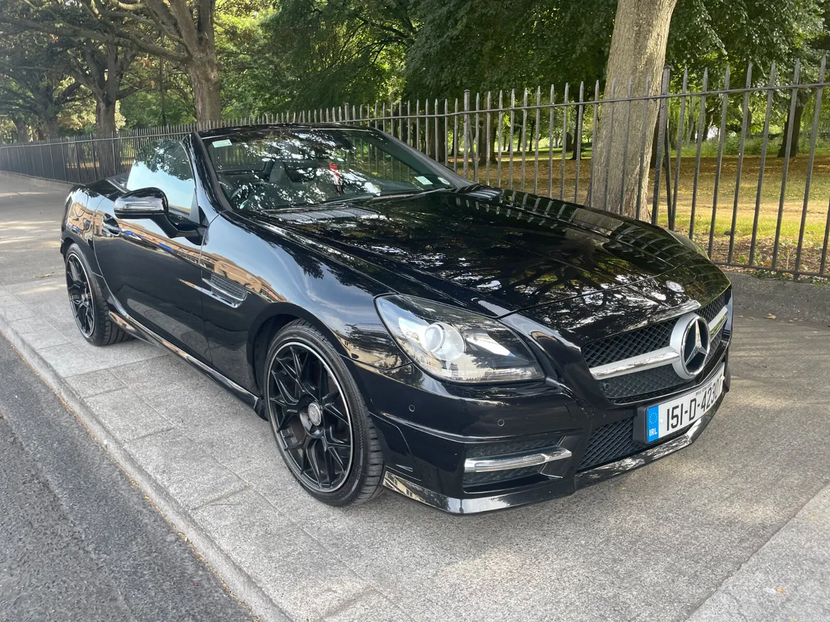2015 MERCEDES SLK AMG only 73000kms - Image 1