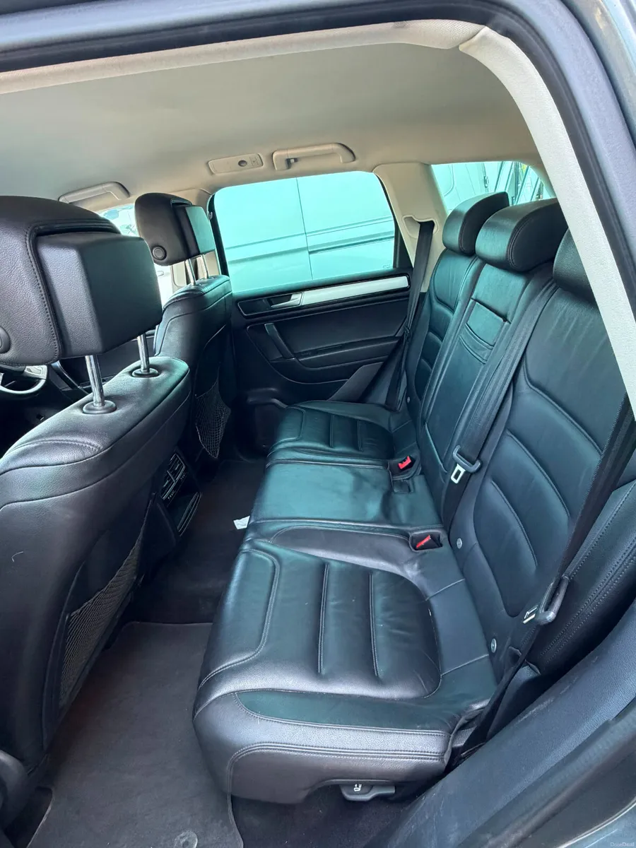 2016 - Volkswagen Touareg 3.0 TDI V6 BMT - Image 4