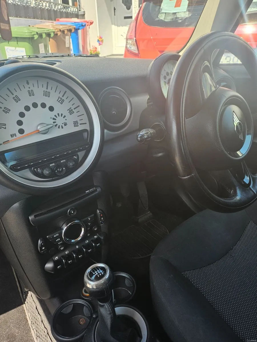 Mini One 2011 - Image 1
