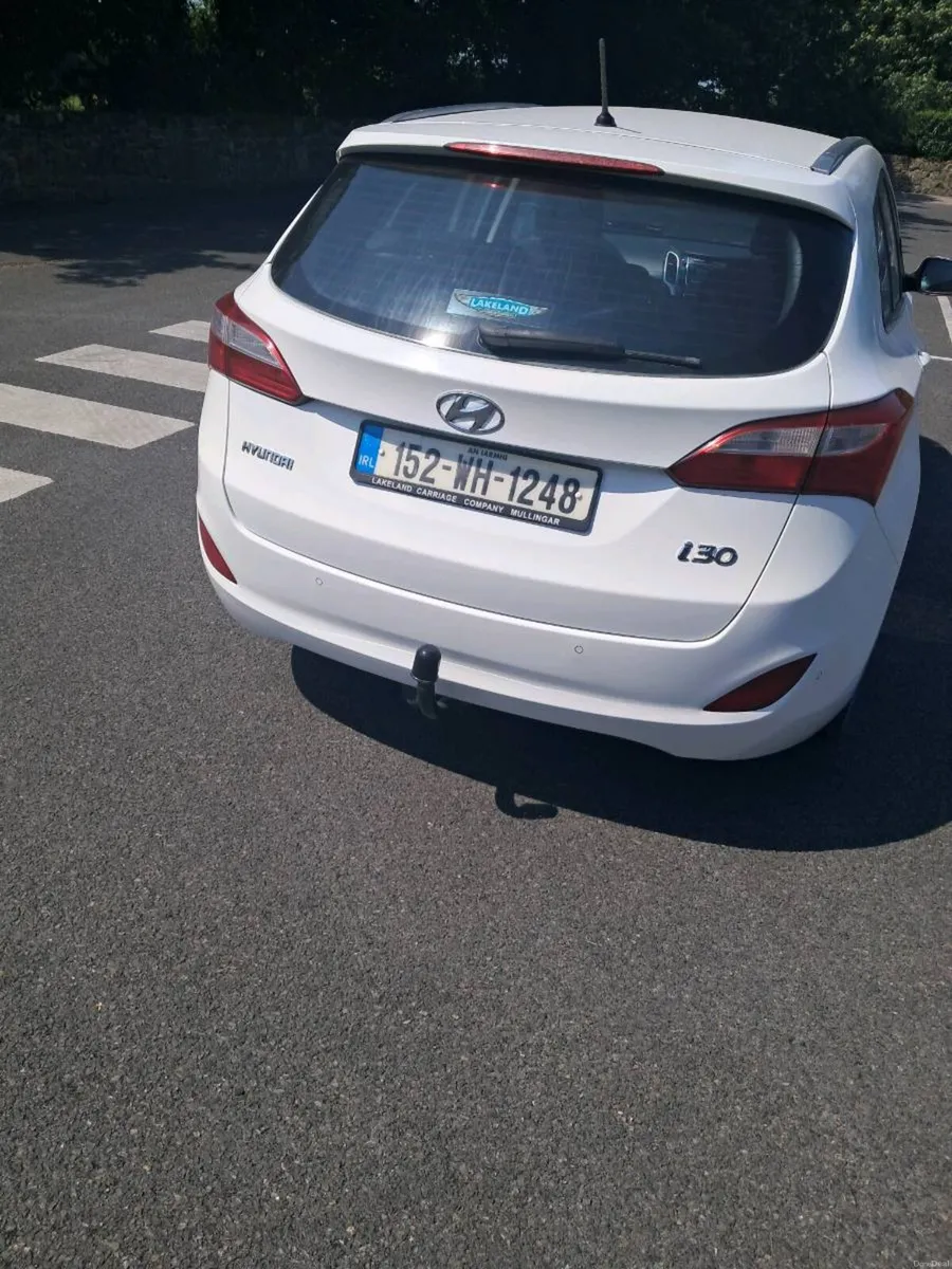Hyundai i30 1.6 CRDI estate - Image 3