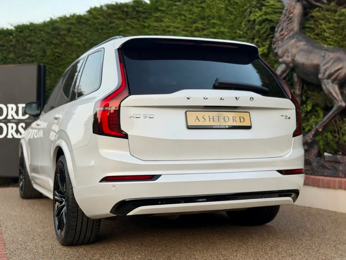 Volvo XC90 DARK PLUS 455BHP Great spec 7 seats - Image 4