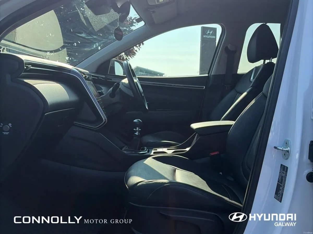 Hyundai Tucson 2WD Executive Plus - Image 5