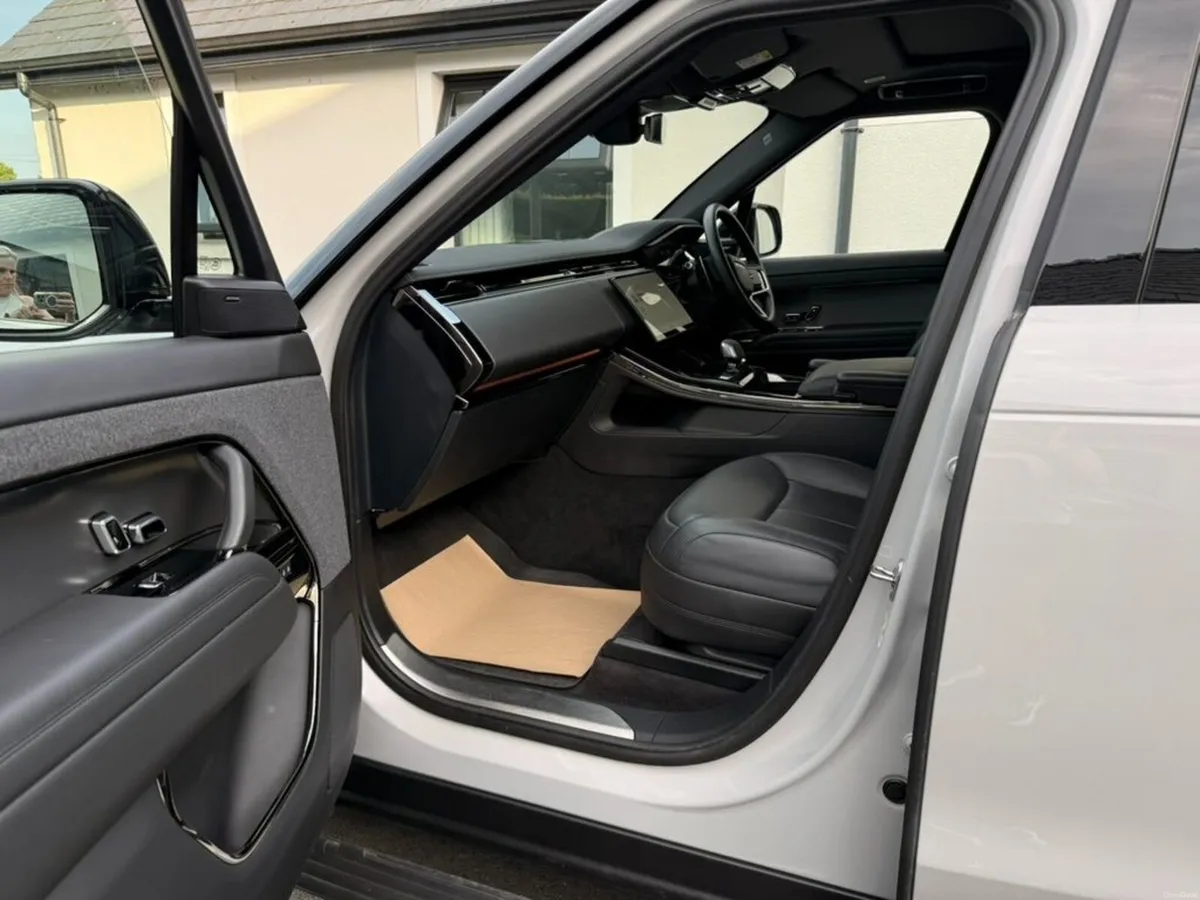 Land Rover Range Rover Sport - Image 6