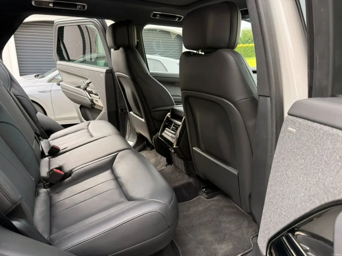 Land Rover Range Rover Sport - Image 4