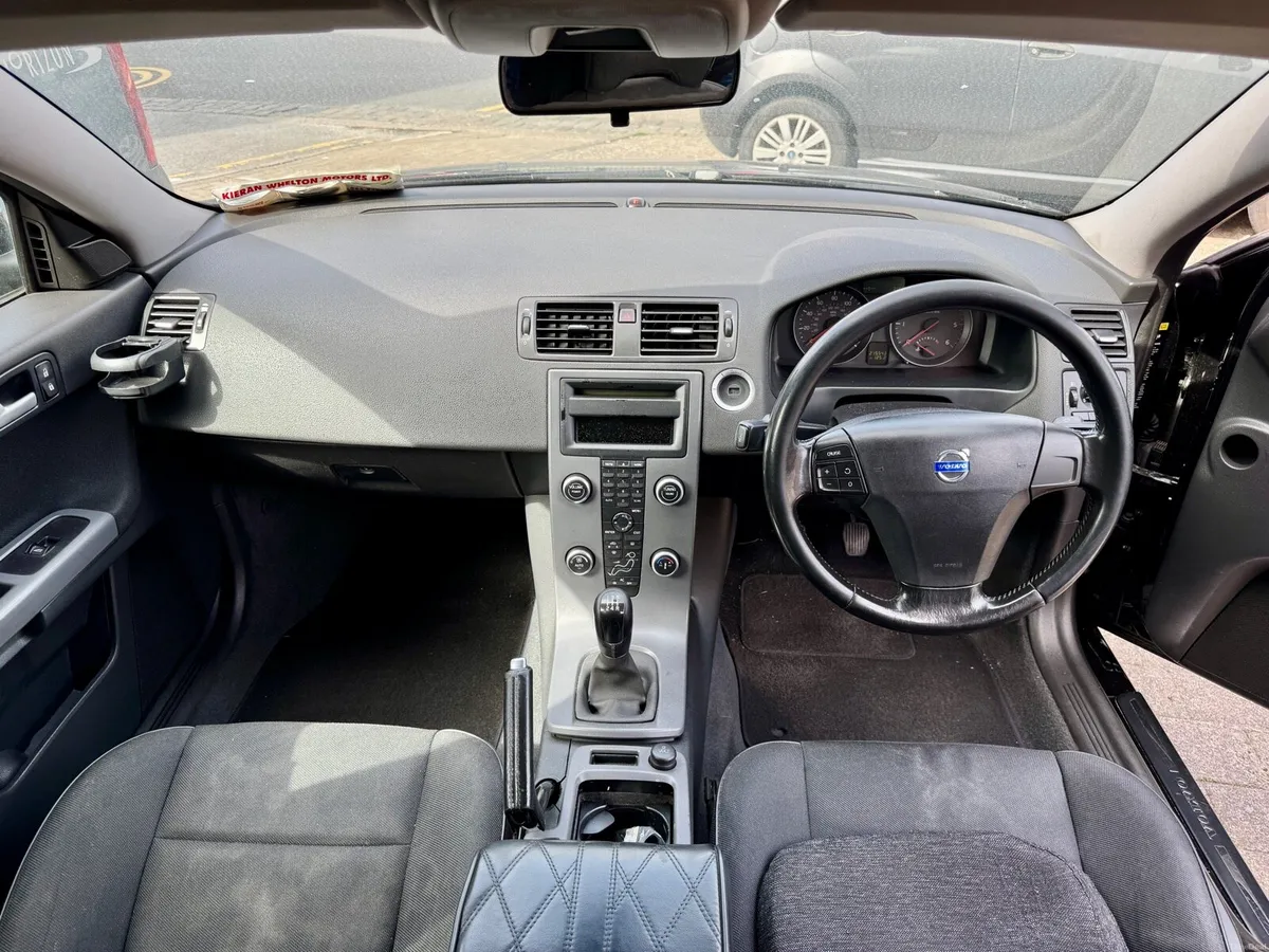 2008 Volvo S40 1.6D Tax & Nct | Steeringrack Issue - Image 2