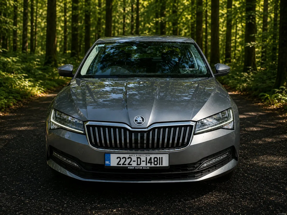 222 SKODA SUPERB 2.0TDI 150 AMBITION == AUTO DSG = - Image 4