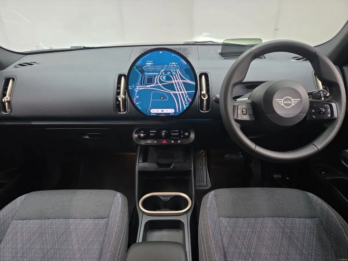 Mini Countryman Monochrome 66.45kWh EV - Image 3
