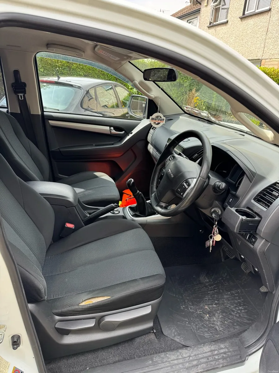 Isuzu D max 142 for sale - Image 5