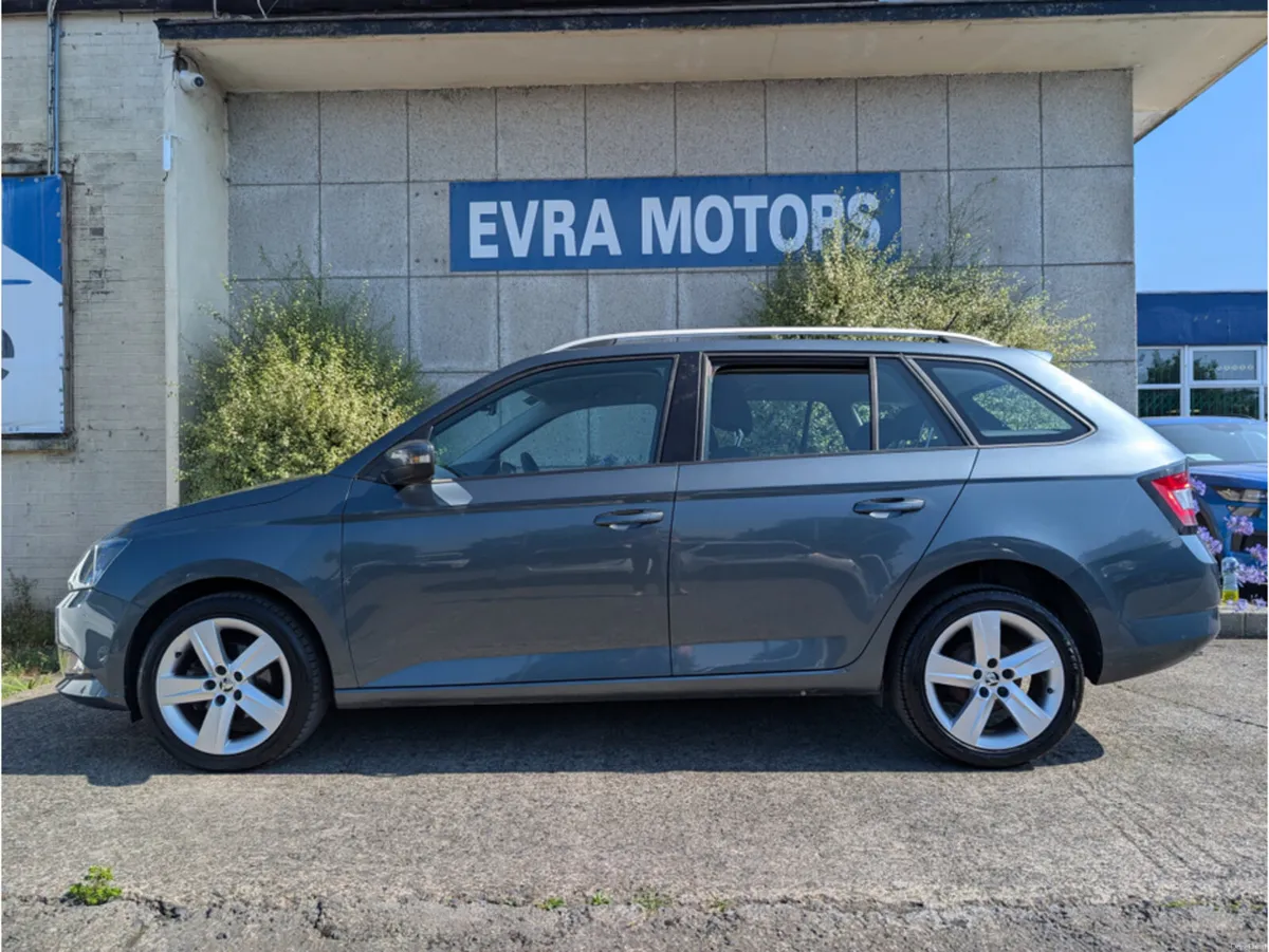 Skoda Fabia STYLE 1.0 PETROL// LOW MILES// - Image 4