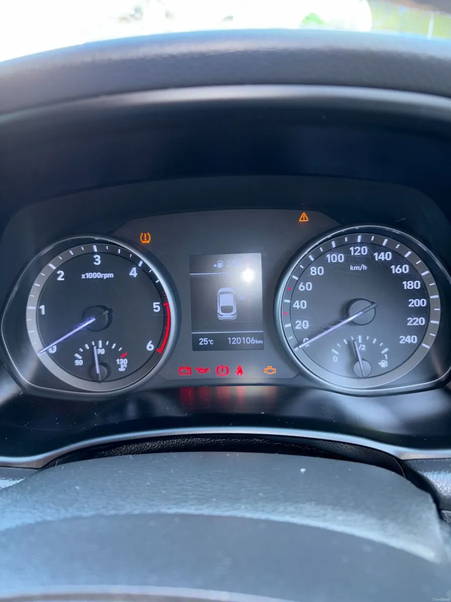 Hyundai i30 2020 "Fastback" CRDi 1.6 Diesel - Image 3