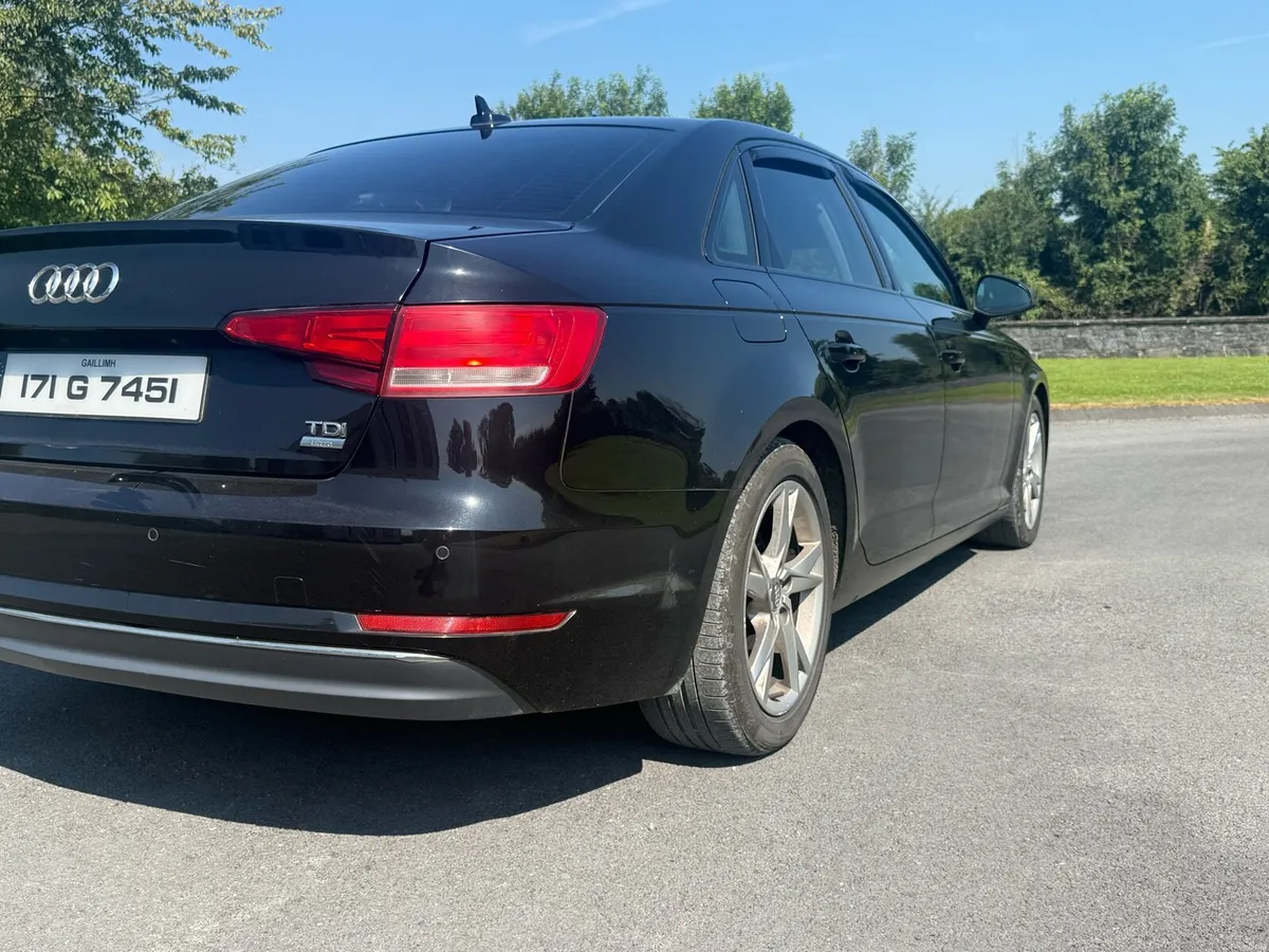 Audi A4 2.0 TDI SE ULTRA 150BHP - Image 3