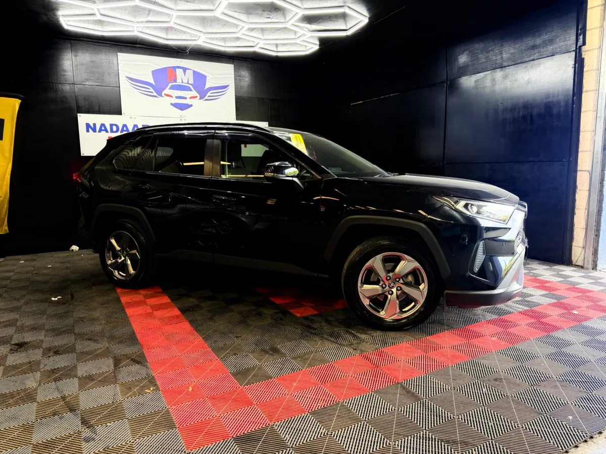 Toyota RAV4 2021 - Image 6