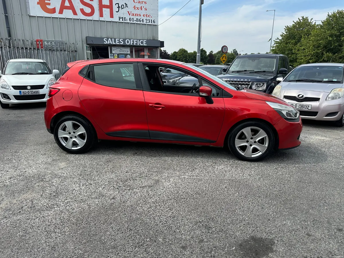 Renault Clio 1.1 Petrol NCT TAX LOW KMS - Image 6