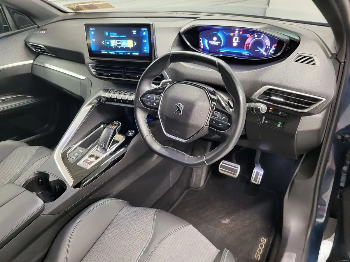 Peugeot 5008 1.5 BlueHDi 130bhp Allure Auto - Image 5