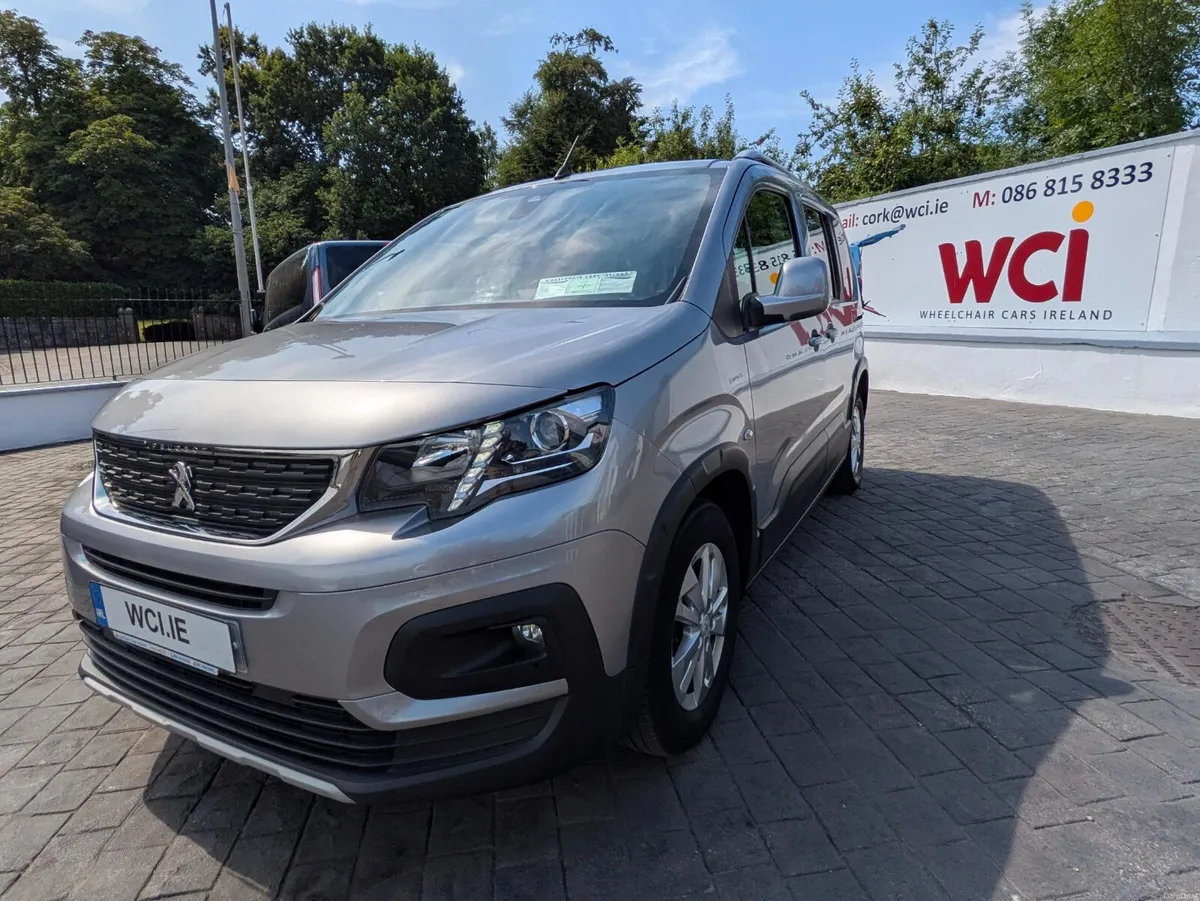 Wheelchair Accessible 2020 Peugeot Rifter - Image 3