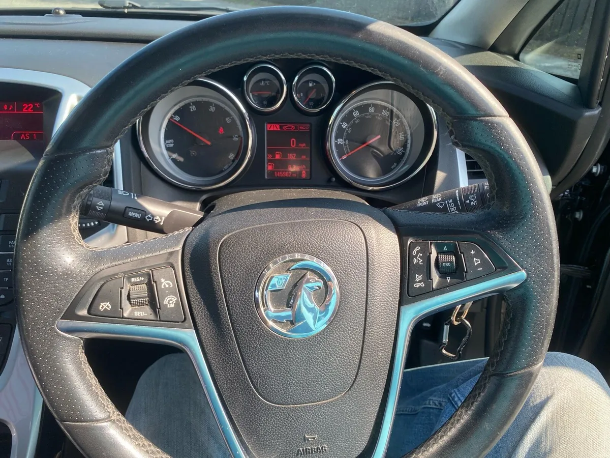 Vauxhall Astra 2015 SRI CDTi - Image 3