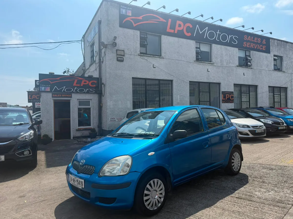 Toyota Yaris 2004 - Image 1