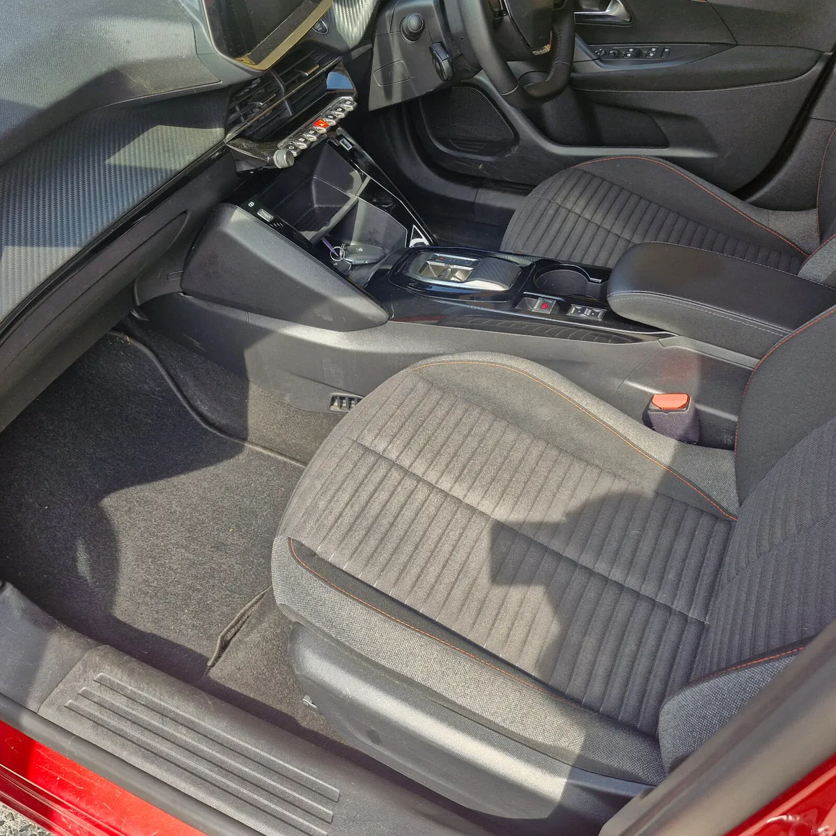 Peugeot 2008 2023 - Image 6
