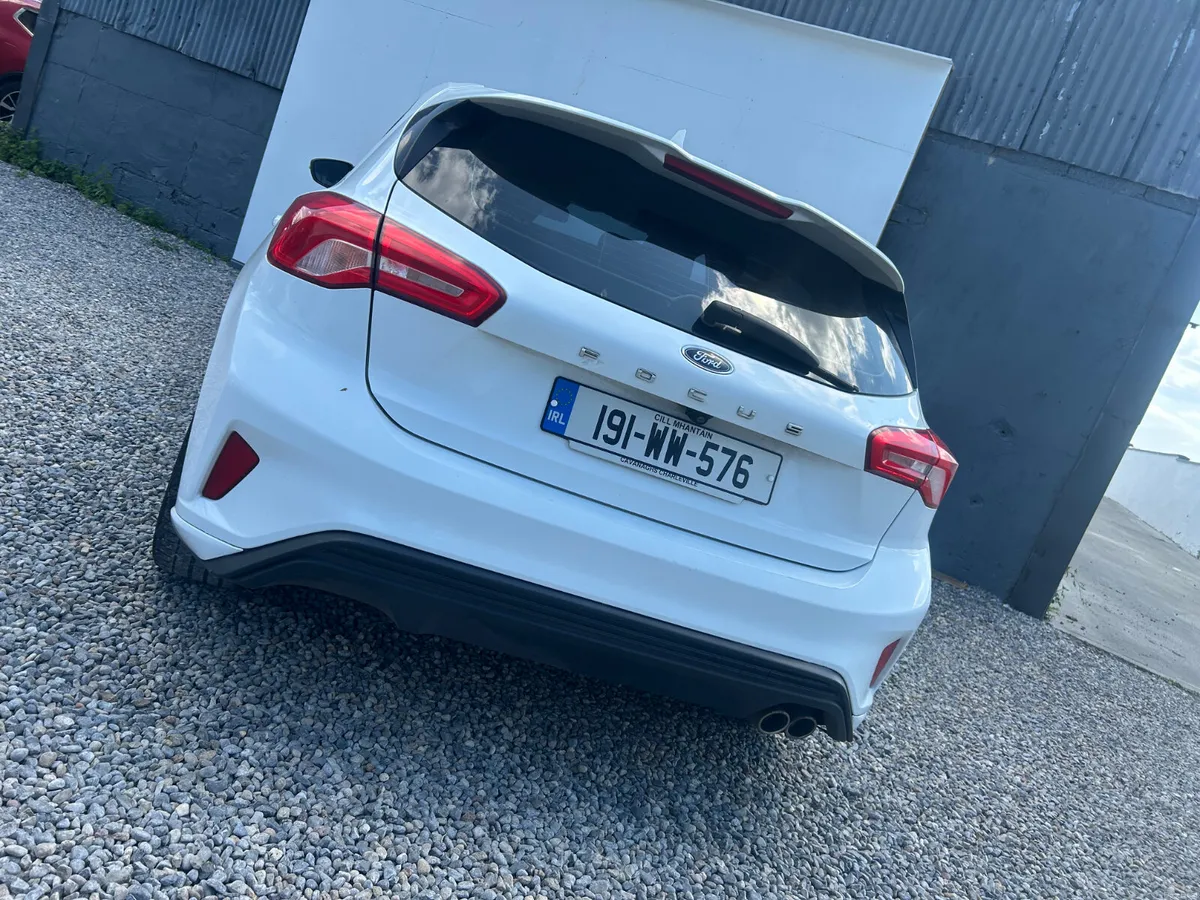 Ford Focus 2019 st Line - Image 6
