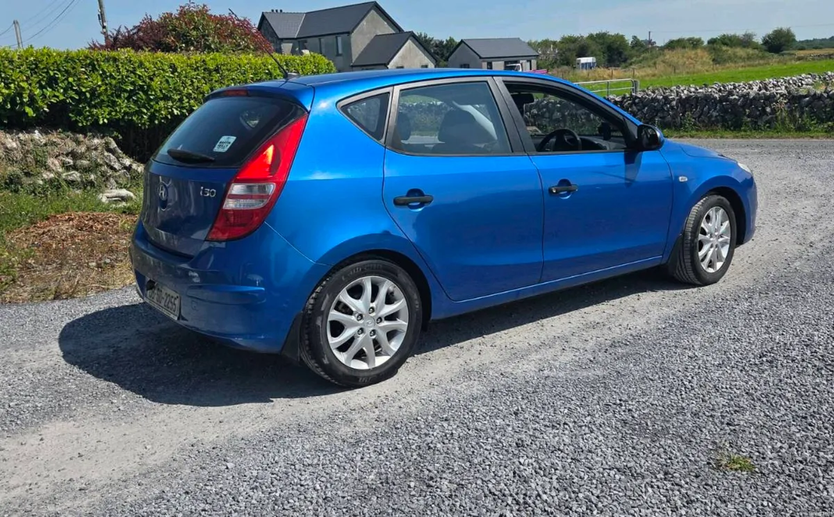 Hyundai i30 - Image 2