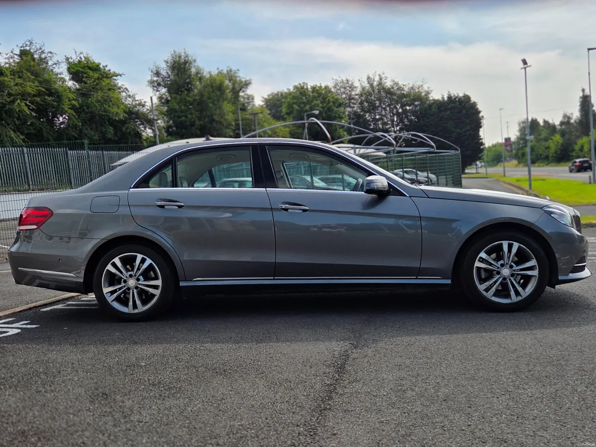 **One Owner- 148kms** Mercedes-Benz E-Class - Image 3