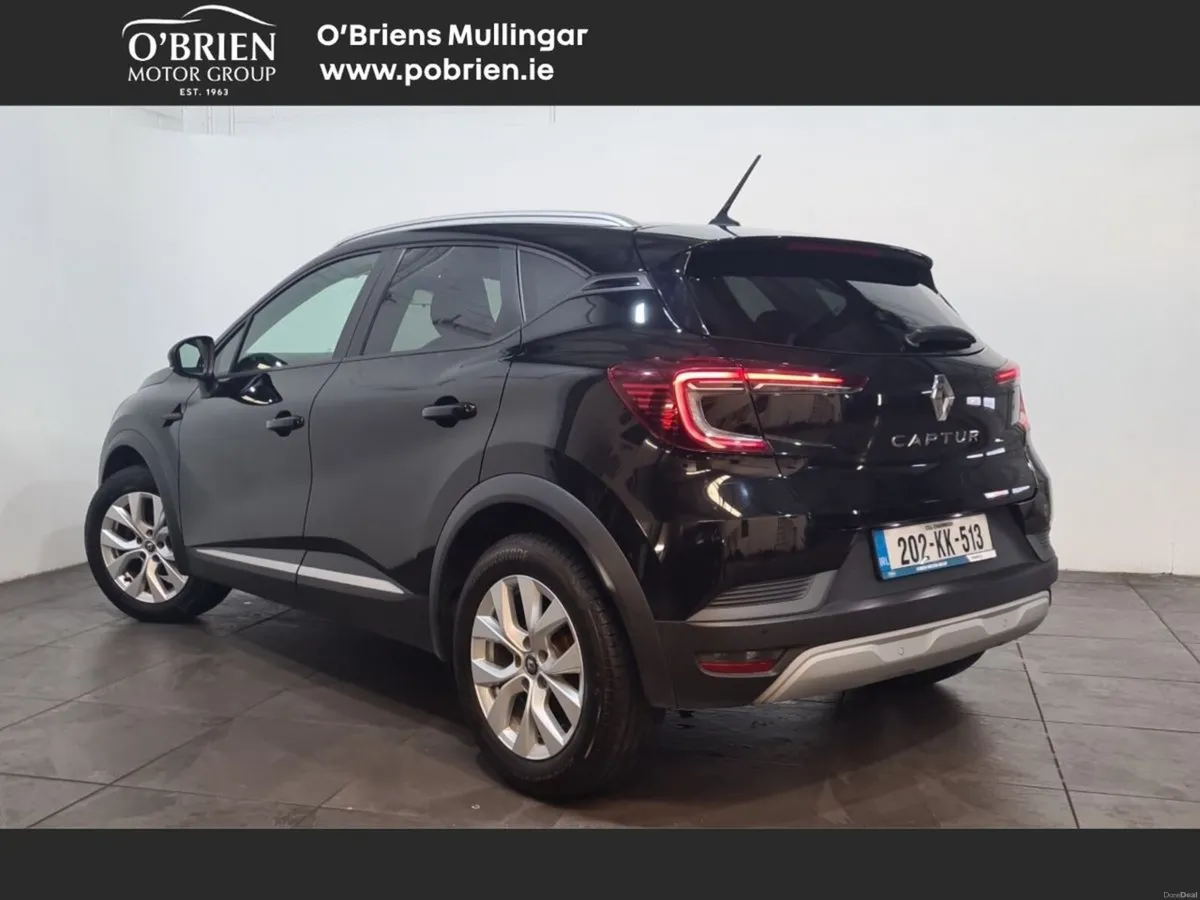 Renault Captur TCe 100 Iconic - Image 3