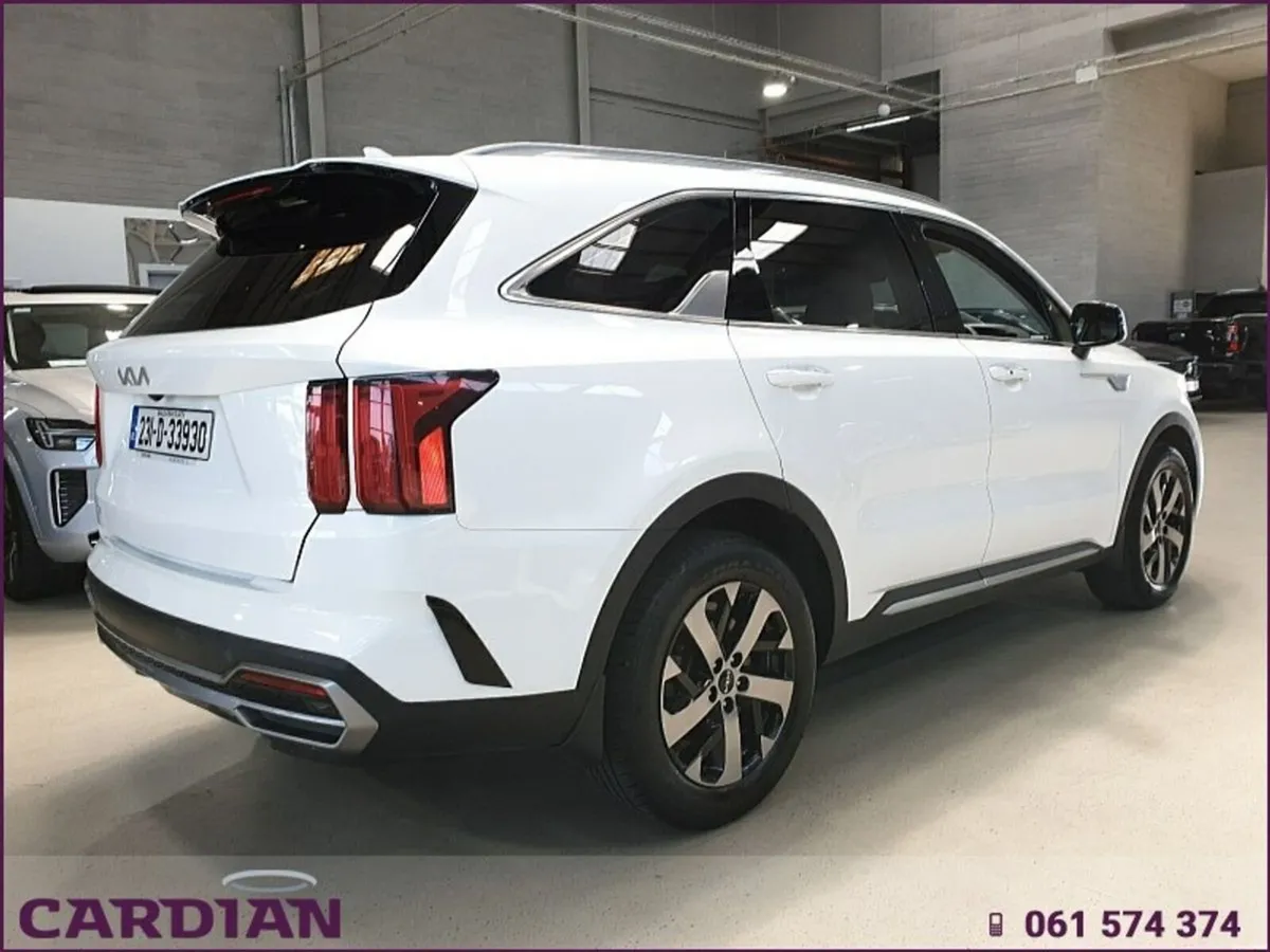 Kia Sorento 2.2 K3 4X2 Diesel 7 seats - Image 5