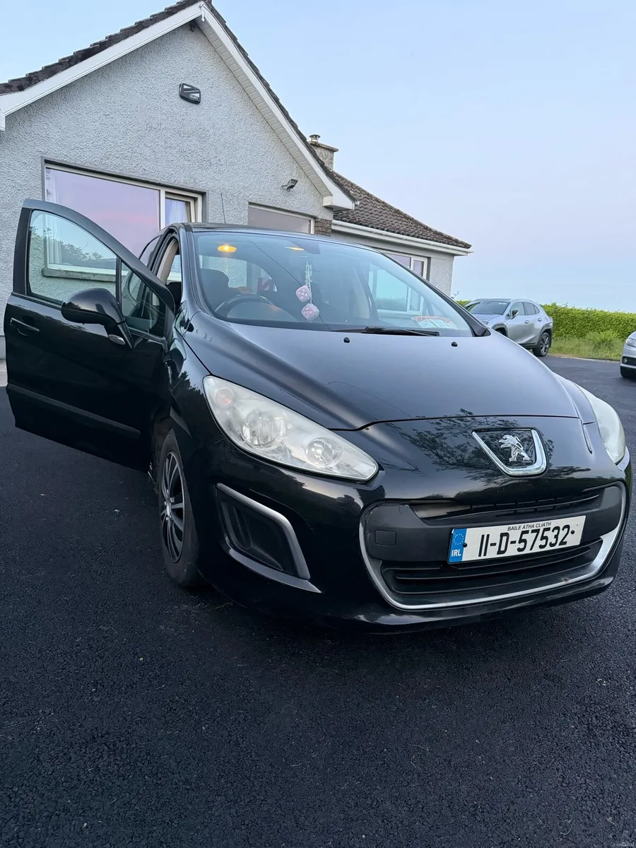 Peugeot 308 - Image 2
