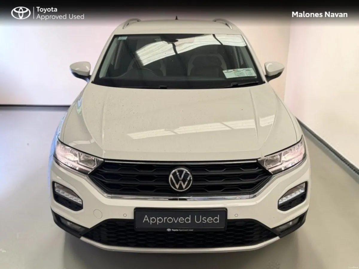 Volkswagen T-Roc DESIGN 1.0 TSI MANUAL 6SPEED FWD - Image 5