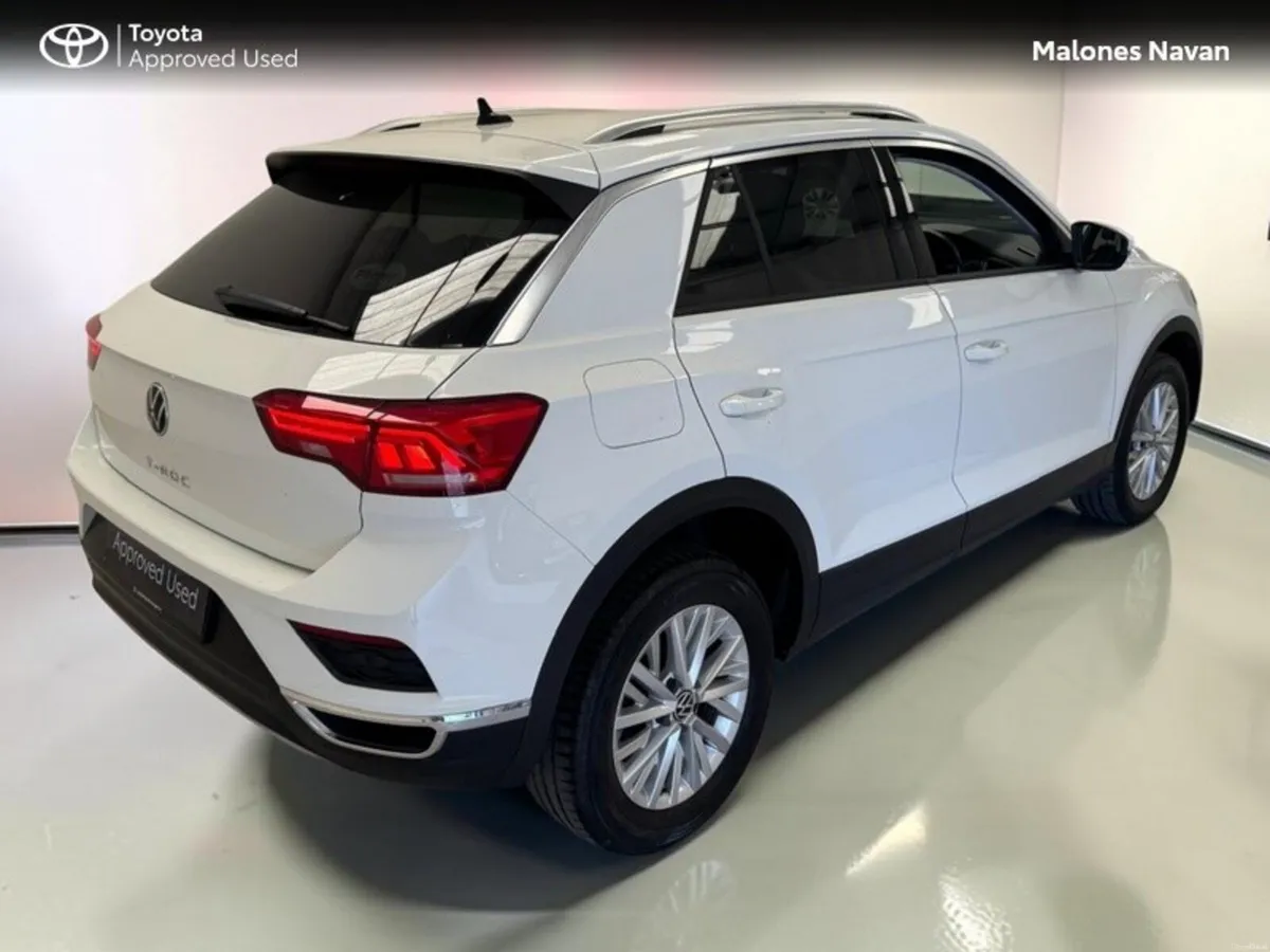 Volkswagen T-Roc DESIGN 1.0 TSI MANUAL 6SPEED FWD - Image 2