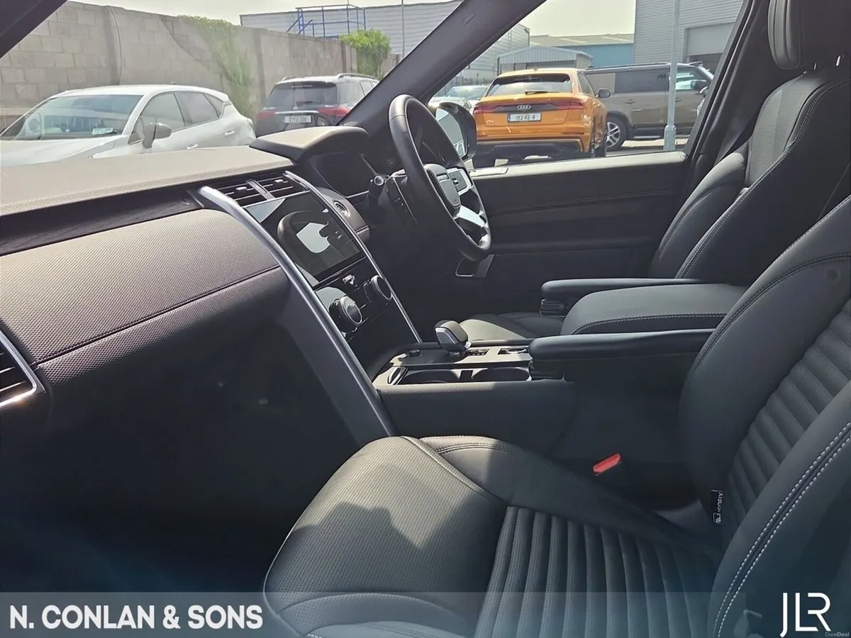 Land Rover Discovery 3.0D DYNAMIC SE COMMERCIAL (P - Image 3