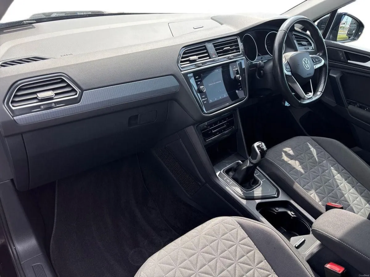 Volkswagen Tiguan 2.0 TDI 122HP Life - Image 3
