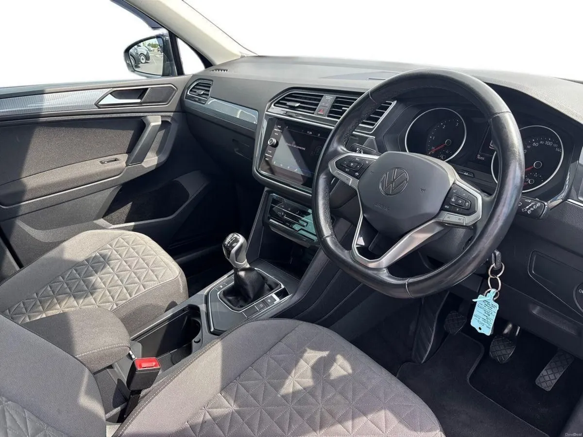 Volkswagen Tiguan 2.0 TDI 122HP Life - Image 6