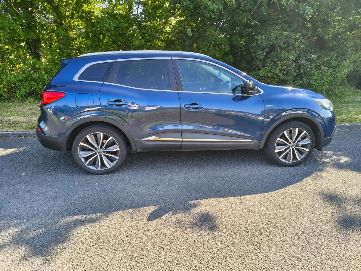 Renault Kadjar Signature Nav Energy | Top Spec - Image 3