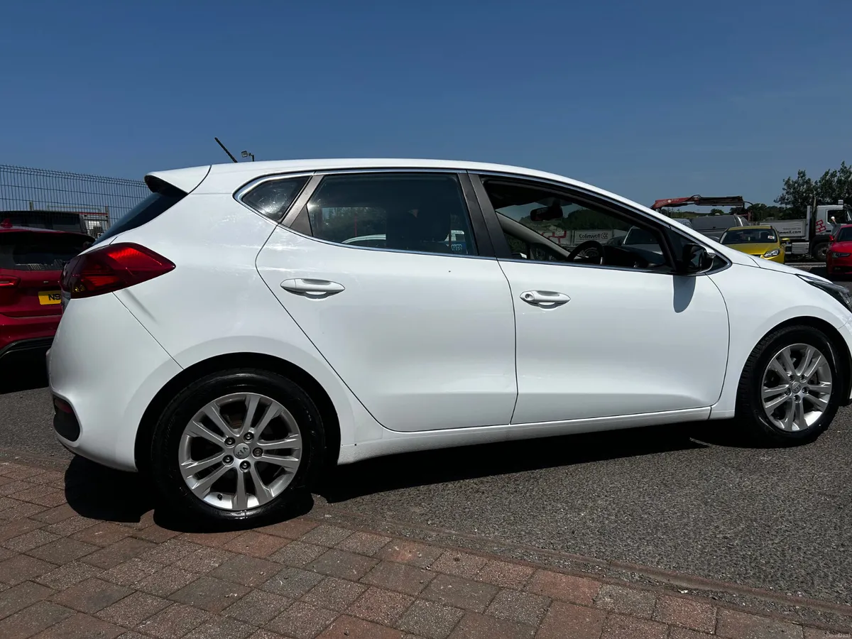 Kia Ceed 1.6 CRDI  Auto 2014- Summer Sale - Image 4