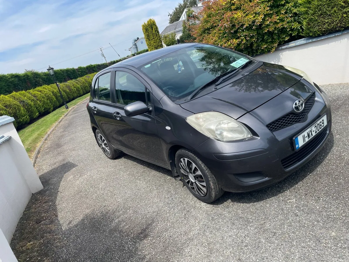 11 Toyota Yaris 1.3 automatic nct 9/27 - Image 1