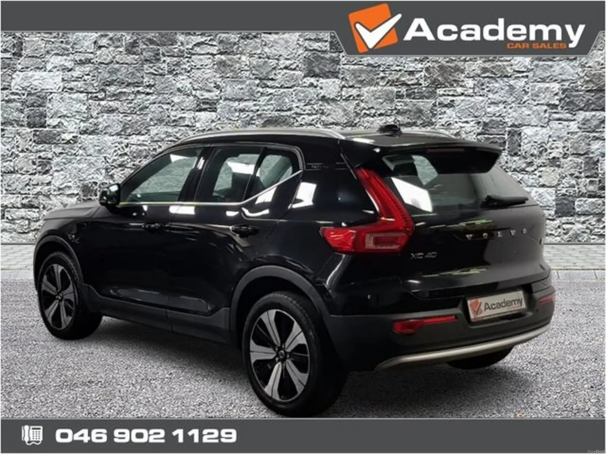 Volvo XC40 Phev T4 Plus Bright 5DR Auto**SMART CHO - Image 3