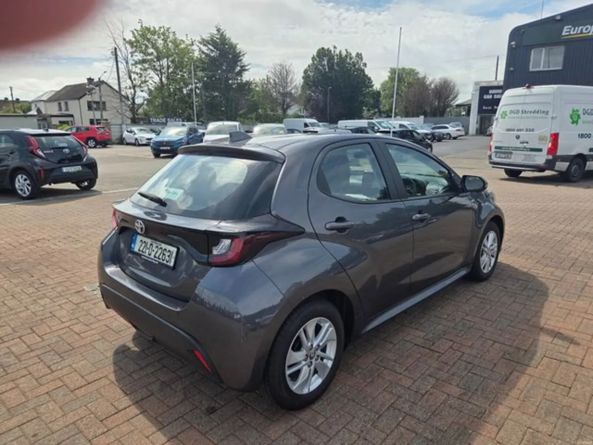 Toyota Yaris 1.0 Luna 4DR - Image 4