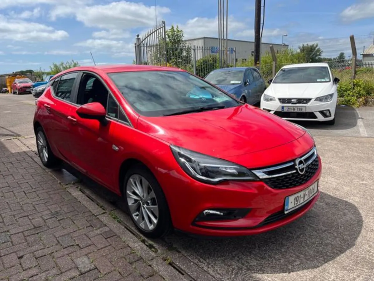 Opel Astra SC 1.0I Turbo 105PS 5DR - Image 2