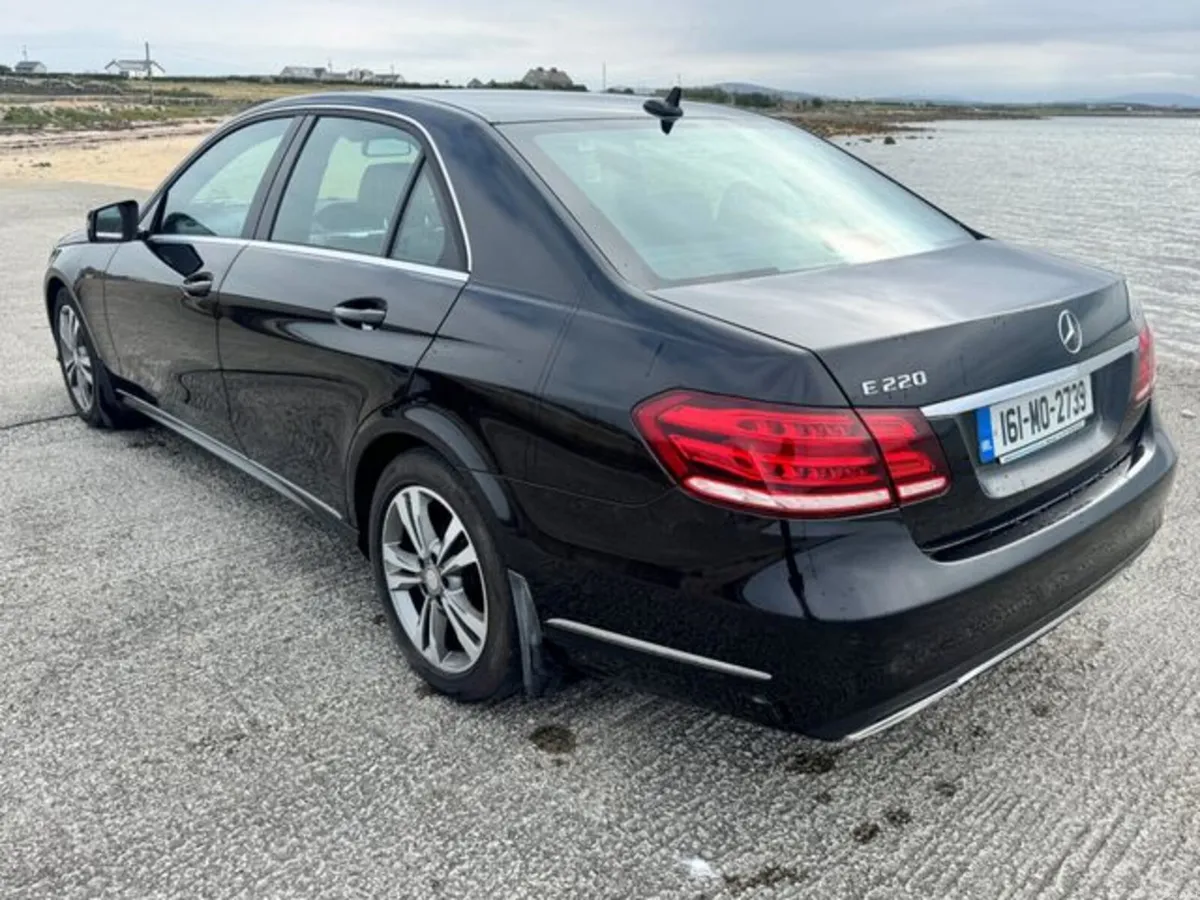 Mercedes-Benz E-Class E 220 Bluetec SE 4DR Auto - Image 6