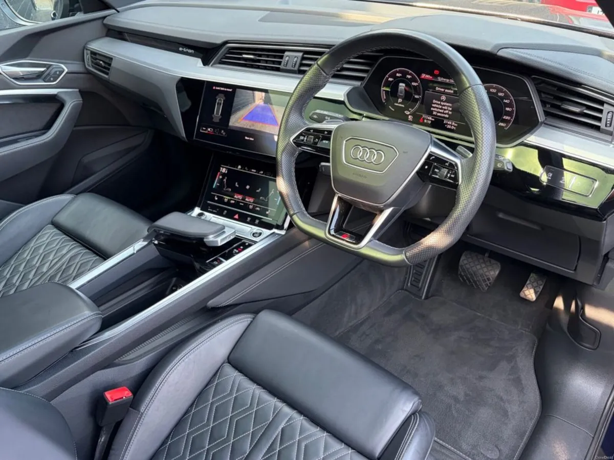 Audi e-tron 55 QUATTRO SLINE BLACK EDITION 95KWH - Image 2