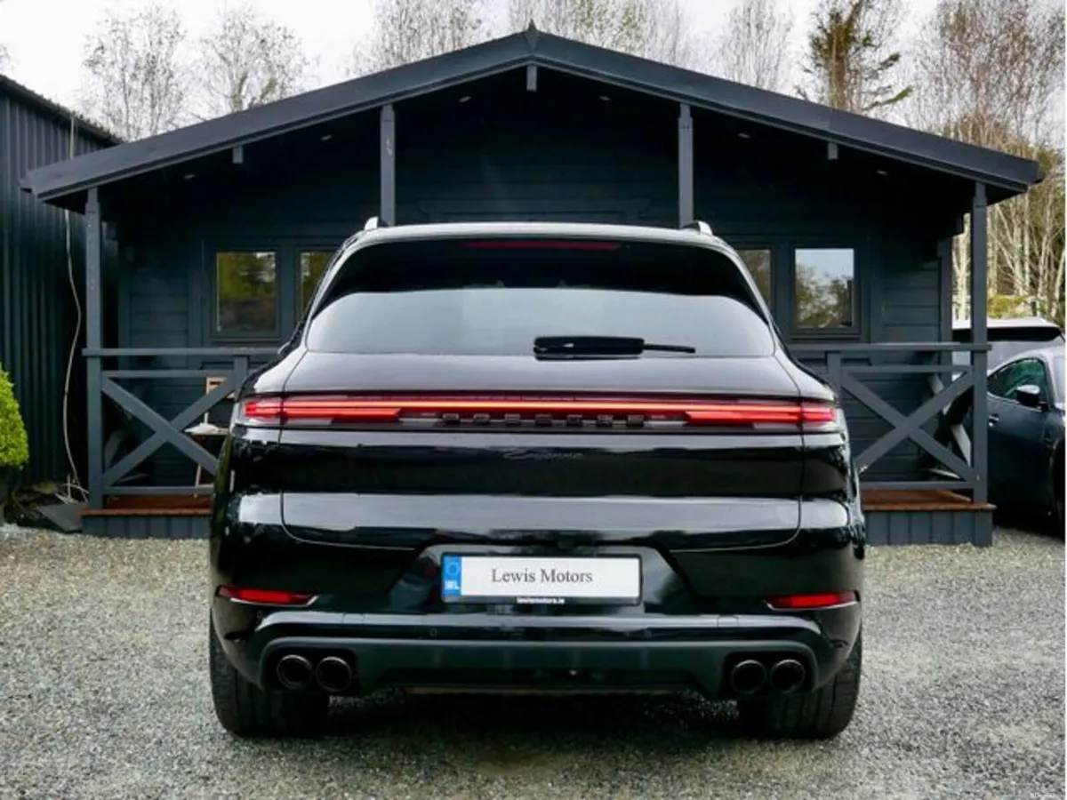 Porsche Cayenne 3 0 V6 E Hybrid, HIGH SPEC, SPORT - Image 5