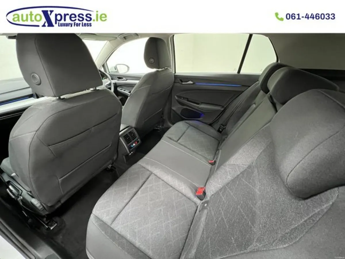 Volkswagen Golf TDI ACTIVE Automatic, Low mileage - Image 6