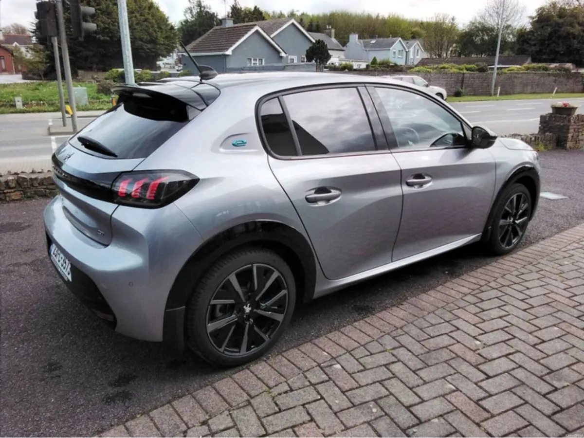 Peugeot 208 Peugeot 208 E-GT 136BHP 50kwh 4DR Auto - Image 6