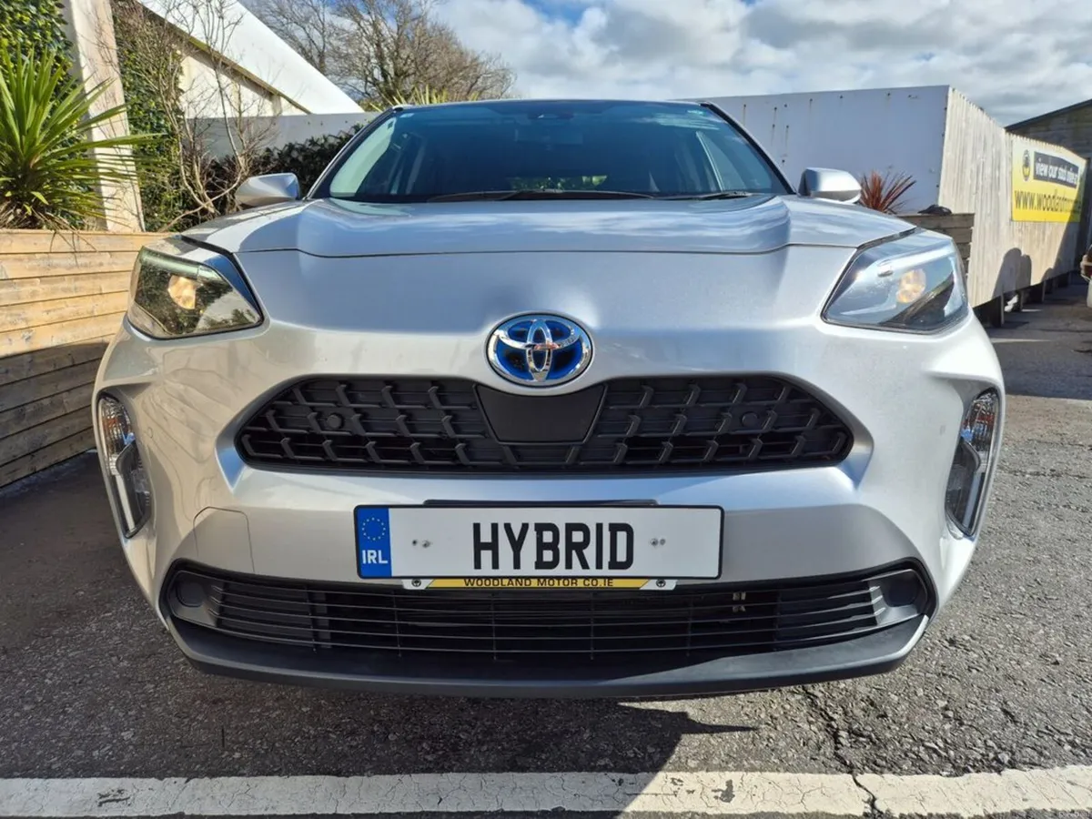 Toyota Yaris Cross 1.5 HYBRID / X SPEC / TAX €160 - Image 4