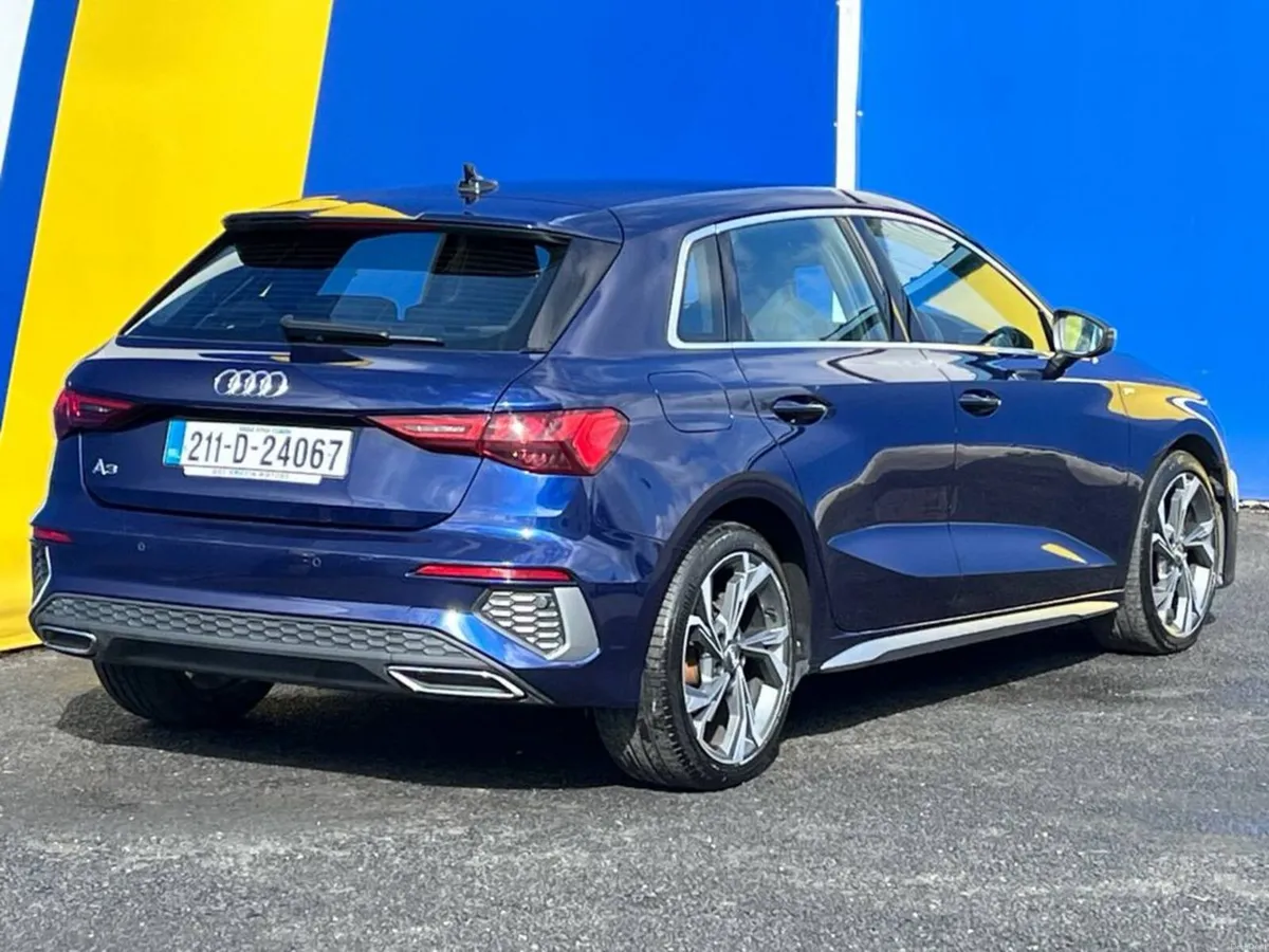 Audi A3 2.0TDI S-LINE // APPLE CARPLAY // FULL MAI - Image 5