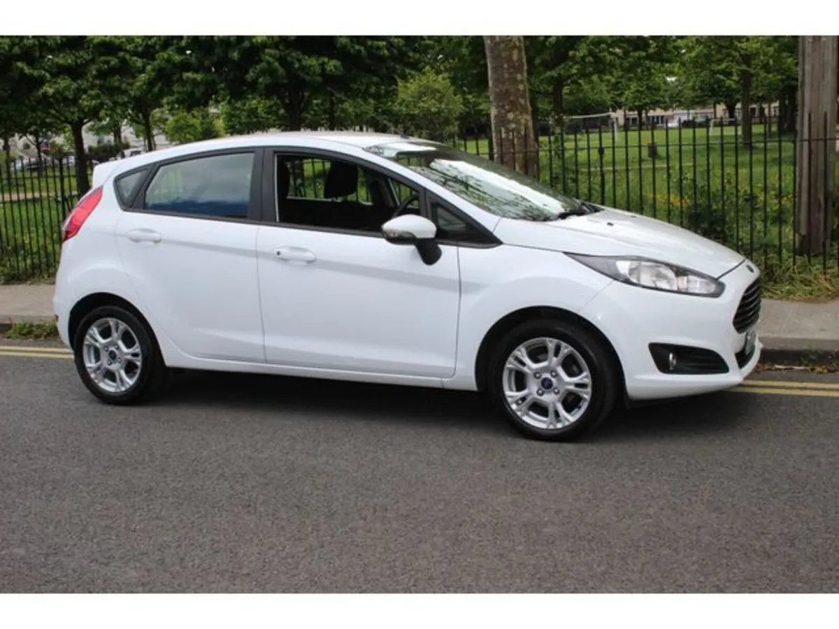 Ford Fiesta 1.25 60PS M5 4DR - Image 5