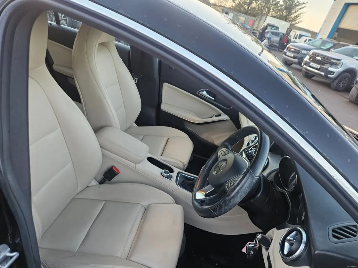 Mercedes-Benz CLA SB 200 D Urban 5DR - Image 5